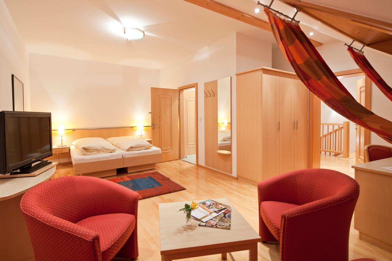 Weingut Und Gaestehaus Berger Gedersdorf Exteriér fotografie